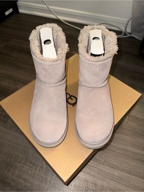 Mini Bailey’s Uggs - Light Taupe